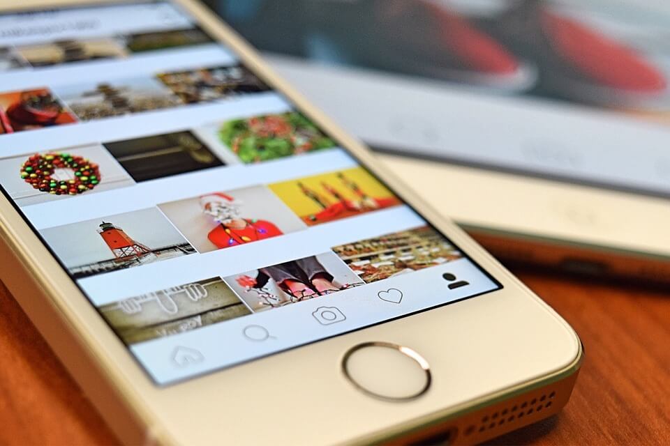 На фото изображено приложение Instagram, открытое на мобильном телефоне.